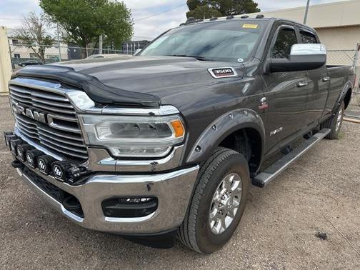 2022 RAM 3500 Laramie Crew Cab 4x4 8' Box
