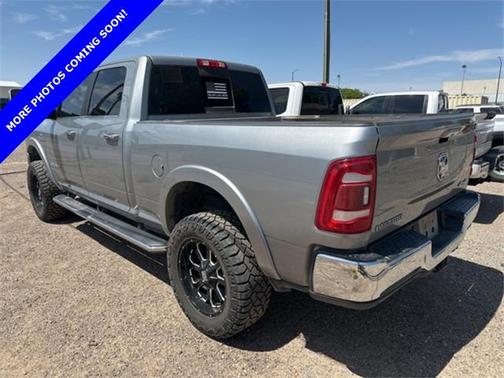 2022 RAM 2500 Laramie Crew Cab 4x4 6'4' Box