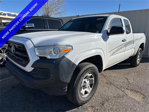 2016 Toyota Tacoma SR