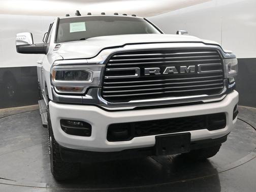 2023 RAM 2500 Laramie Crew Cab 4x4 6'4' Box