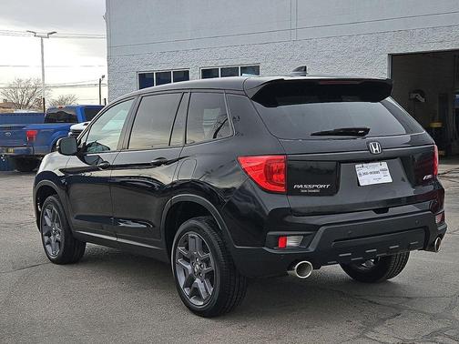 Crystal Black Pearl 2023 Honda Passport AWD EX-L