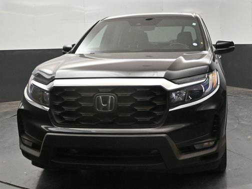Crystal Black Pearl 2023 Honda Passport AWD EX-L