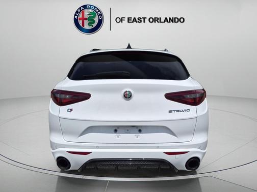Alfa White 2023 Alfa Romeo Stelvio Veloce AWD