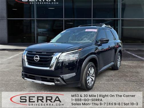 2024 Nissan Pathfinder SL FWD