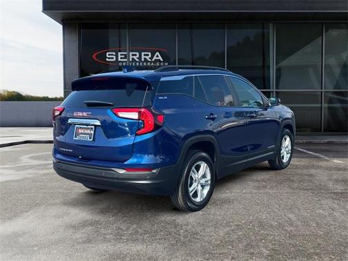 2022 GMC Terrain SLE