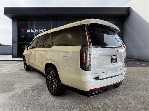 2023 Cadillac Escalade ESV Sport Platinum