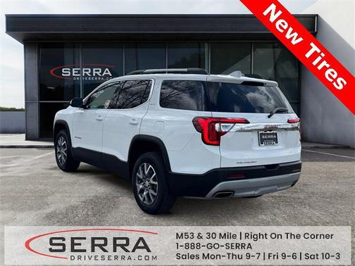 2023 GMC Acadia FWD SLT