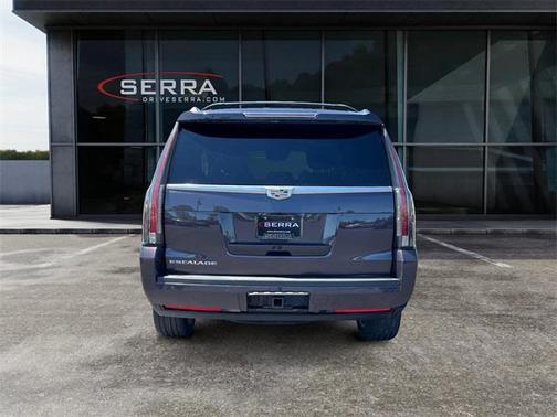 2016 Cadillac Escalade Platinum