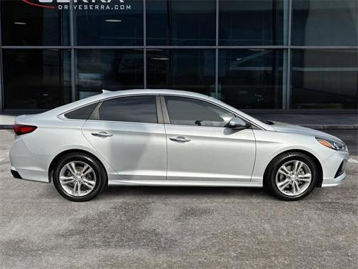 2018 Hyundai SONATA SEL