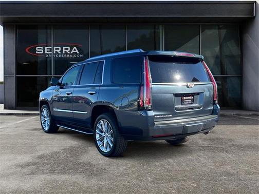 2020 Cadillac Escalade Luxury