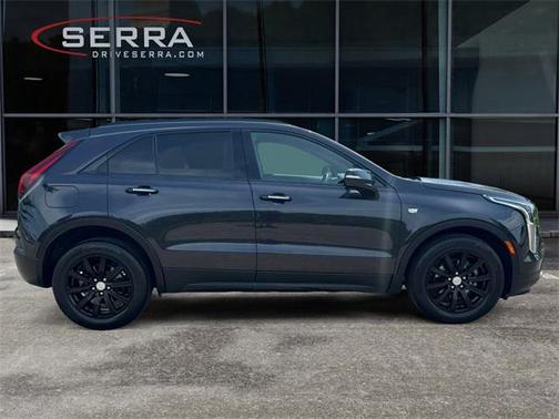 2022 Cadillac XT4 Premium Luxury