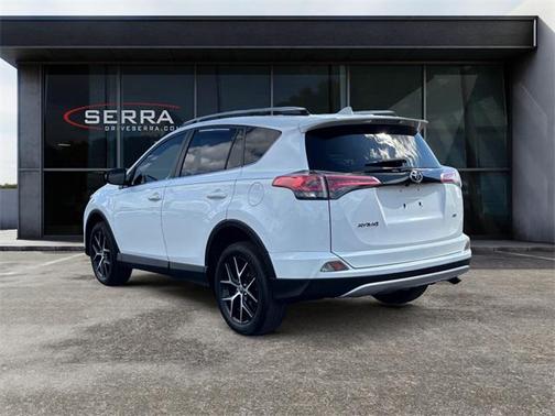 2016 Toyota RAV4 SE