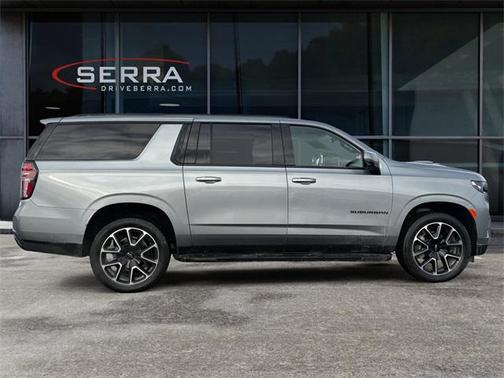 2024 Chevrolet Suburban RST