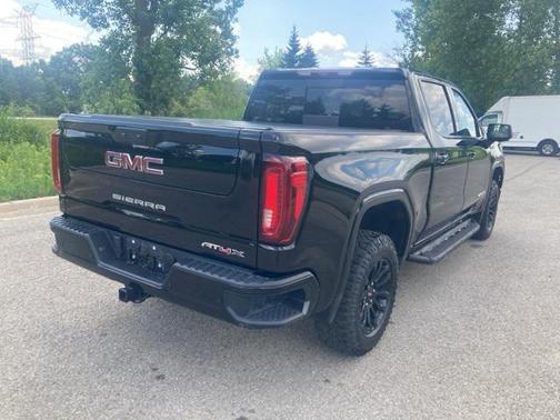 2022 GMC Sierra 1500 AT4X