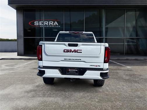 2022 GMC Sierra 1500 AT4X