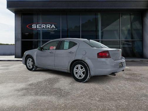 Billet Silver Metallic Clearcoat 2013 Dodge Avenger SXT
