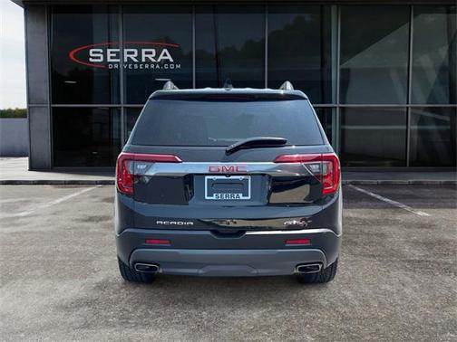 2023 GMC Acadia AWD AT4