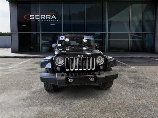 2016 Jeep Wrangler Unlimited Sahara