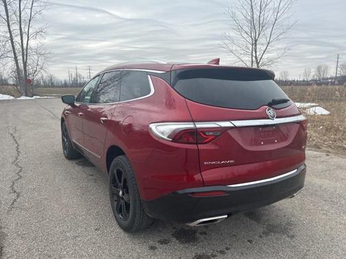 2024 Buick Enclave Essence FWD