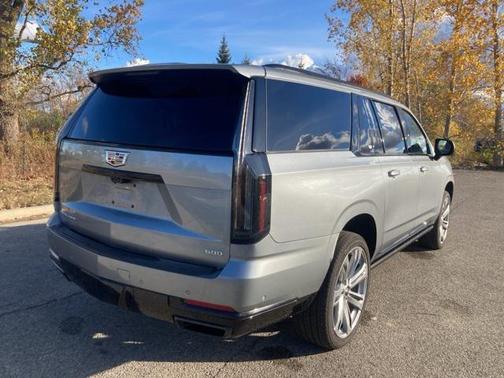 2025 Cadillac Escalade ESV Sport