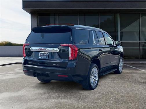 2023 GMC Yukon SLE
