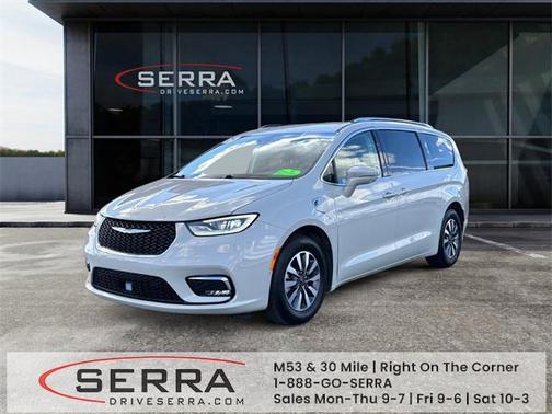 2021 Chrysler Pacifica Hybrid Touring L