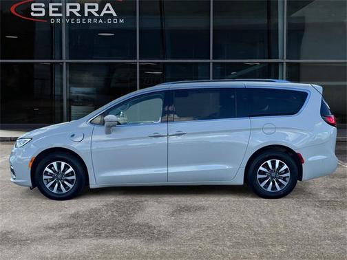 2021 Chrysler Pacifica Hybrid Touring L