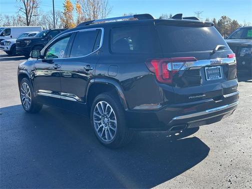 2021 GMC Acadia Denali