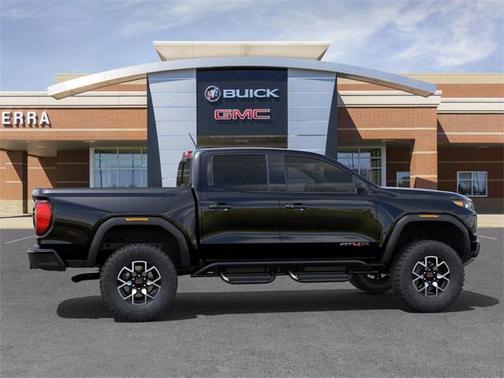2025 GMC Canyon Base