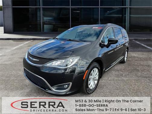 2018 Chrysler Pacifica Touring-L Plus
