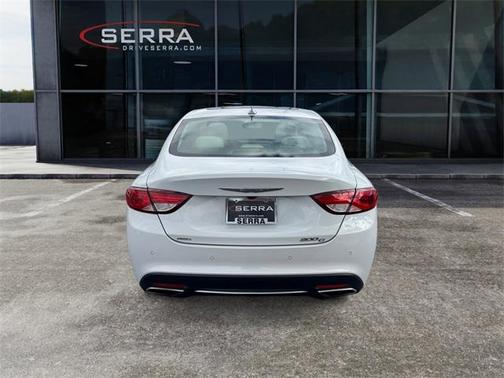 2015 Chrysler 200 C