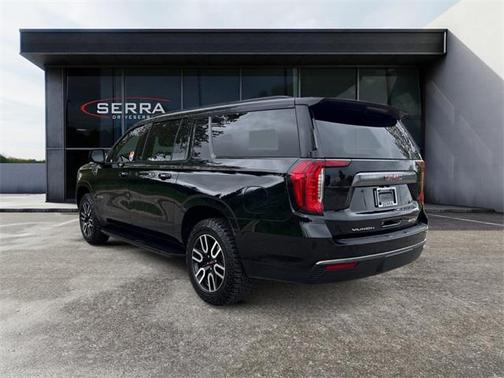 2024 GMC Yukon XL 4WD AT4