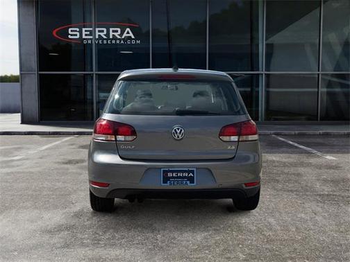 2010 Volkswagen Golf 4-Door