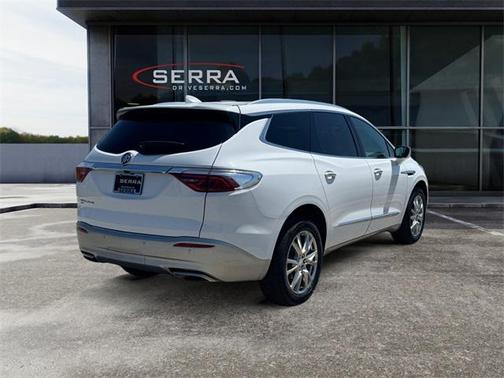 2022 Buick Enclave AWD Essence