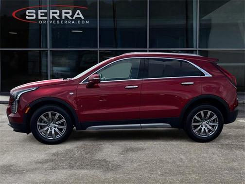 2022 Cadillac XT4 Premium Luxury