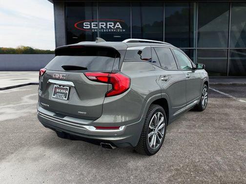 Mineral Metallic 2018 GMC Terrain Denali