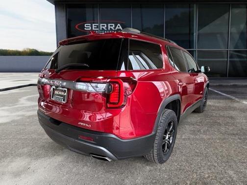 2023 GMC Acadia AWD AT4