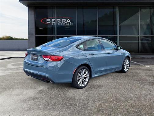 2015 Chrysler 200 S