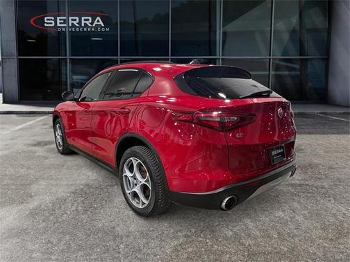 2018 Alfa Romeo Stelvio Sport