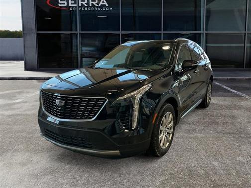 2023 Cadillac XT4 Premium Luxury