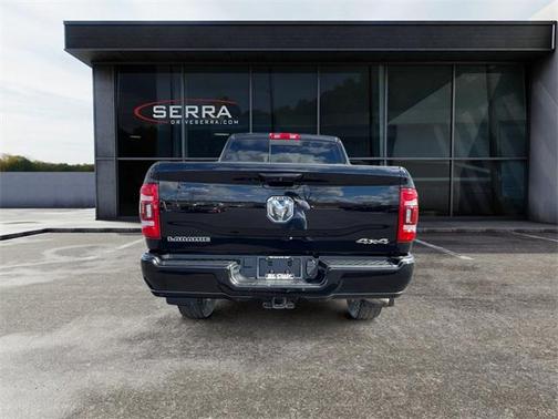 2022 RAM 2500 Laramie Crew Cab 4x4 6'4' Box