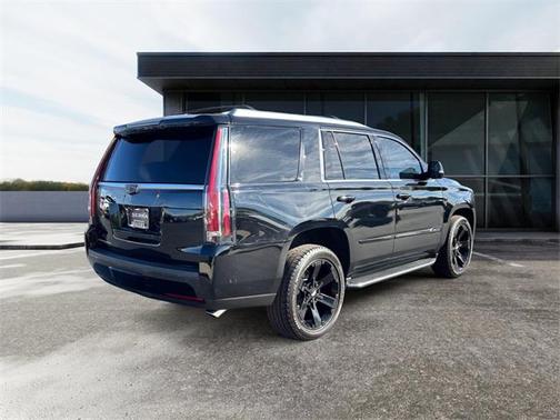 2019 Cadillac Escalade Luxury