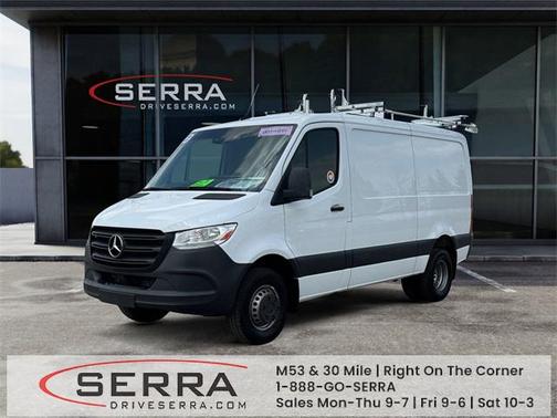 2022 Mercedes-Benz Sprinter 3500 Standard Roof