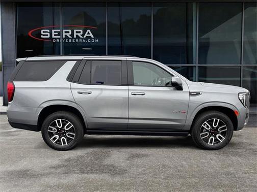 2023 GMC Yukon 4WD AT4