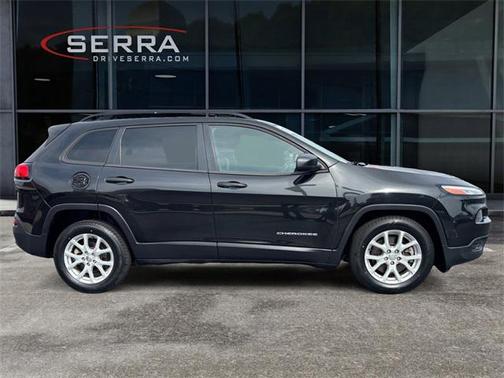 2016 Jeep Cherokee Sport