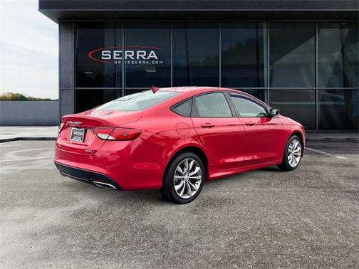 2016 Chrysler 200 S