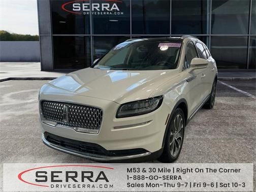 2022 Lincoln Nautilus Reserve