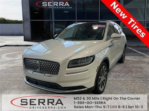 2022 Lincoln Nautilus Reserve