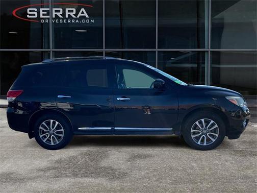 2016 Nissan Pathfinder SL