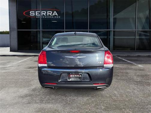 2019 Chrysler 300 Limited